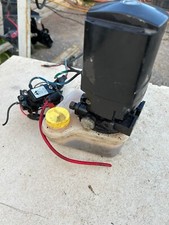 moteur  et pompe de trim pour