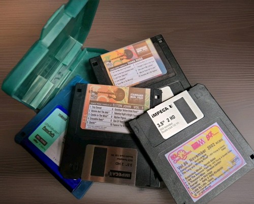 Floppy disk file - canzoni, midi