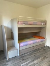 Letto castello con - letto, a