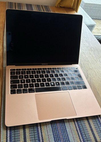 Apple macbook air 2019 retina - macbook,