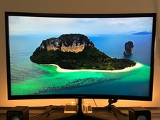Monitor Samsung 24" FHD Curvo