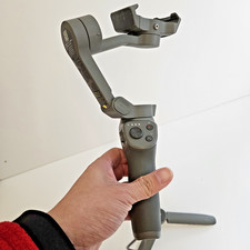 DJI Osmo Mobile 3 - Gimbal 3 assi con treppiede aggiuntivo - Buone condizioni funzionante