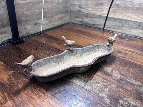Mangiatoia uccelli ghisa - uccelli, in