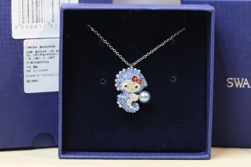 Collana con ciondolo