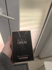 Yves Saint Laurent Black Opium