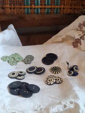 Boutons anciens graphique élégants  vintage art déco 1930/ 1950 LOT N°3