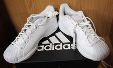 Scarpe basse Adidas Pro Model
