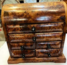 Piccolo mobiletto vintage in