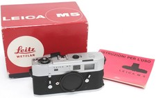 Corpo fotocamera pellicola - @,