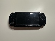 Sony PSP-2004 +  4 GB Memory + Custodia - No Batteria/No Caricabatterie