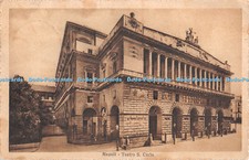 R377036 Napoli Teatro S Carlo