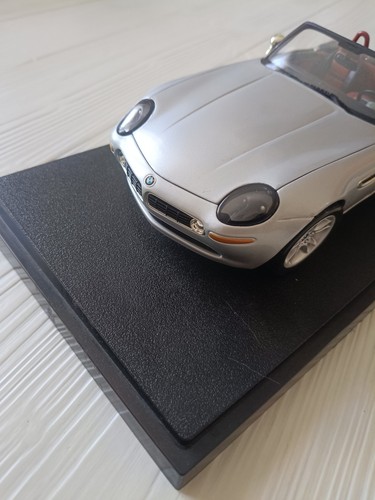 Die cast bmw hot wheels - die, "