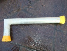 Tubo angolare Ancoraggio PER PONTEGGIO PONTEGGI Zincato con paracolpi