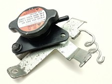 SET TAPPO STAFFA TERMOSTATO THERMOSTAT BRACKET CAP SET SUZUKI GSR 600 06-11