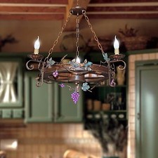 Lampadario ruota di carro rustico 3 luci in legno e ferro battuto artigianale