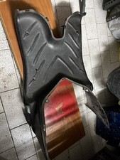 PEDANA POGGIAPIEDI CARENA PER