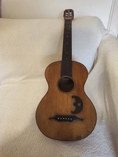 Antica chitarra Alberto