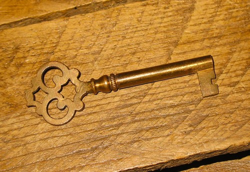 Mobiletto antico fantasia