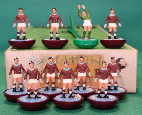 Subbuteo burnley ref 170 - subbuteo,