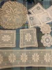 Lotto 10 CENTRINI REALIZZATI A MANO ALL'UNCINETTO