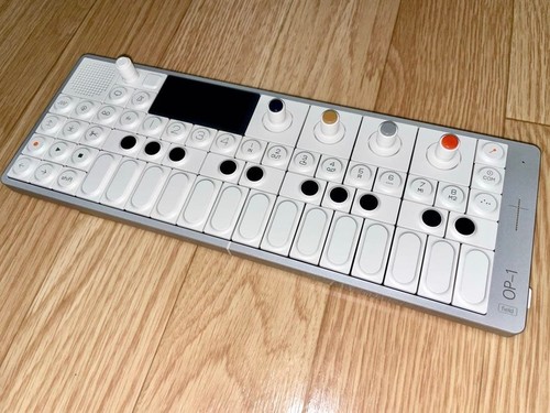 Teenage engineering 1 - engineering, op-1