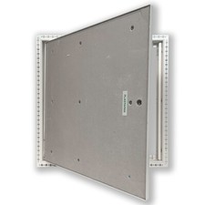 Pannello di accesso 550x550 /