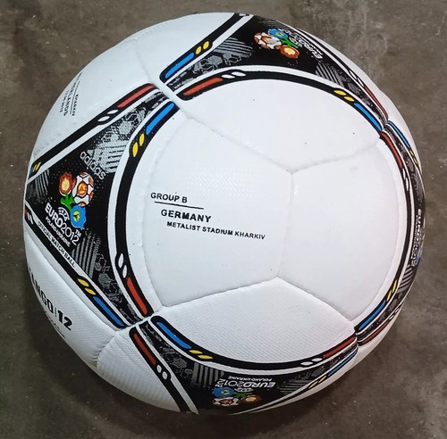 Pallone ufficiale adidas - ufficiale, uefa