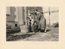 B1 - Foto Photo Fotografia Anni 40 - Donne Cesto Bucato Lavori Acqua