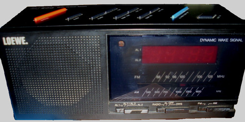Radio doppio orologio loewe - orologio, su
