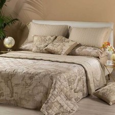 Copriletto trapuntato Geo