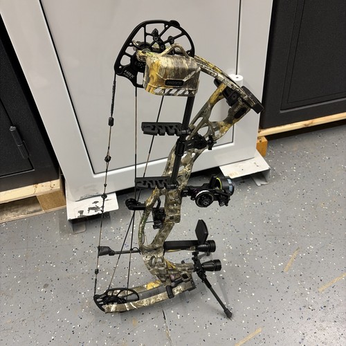 Hoyt alpha camo compound - 30,