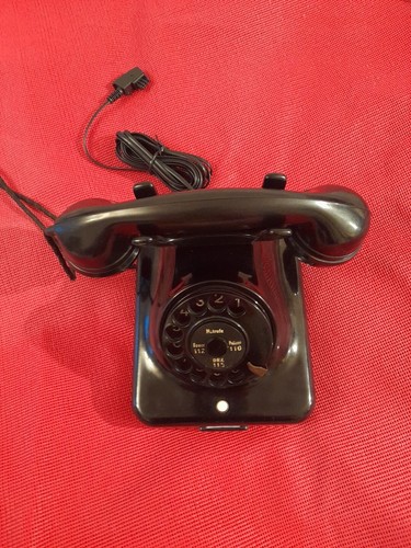 Vecchio telefono perfettamente