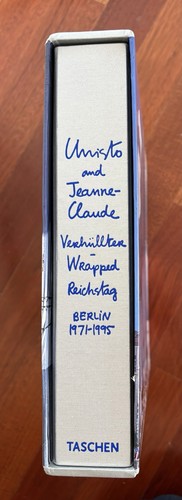 Christo and jeanne claude - jeanne,