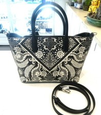 New - BORSA JOHN RICHMOND Led