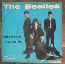 The Beatles – She Loves You