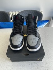 Nike Air Jordan 1 Mid Shadow