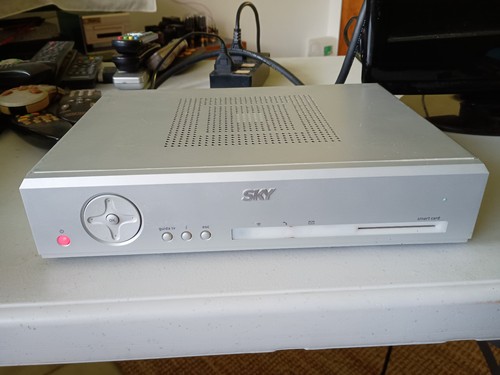 Sky decoder satellitare - sky,