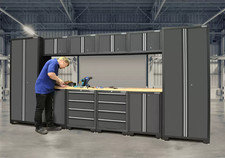 Armadietti portaoggetti garage