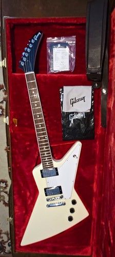 Gibson 70s explorer - gibson, cw