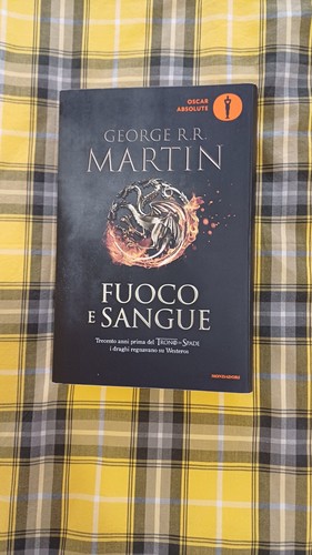 Fuoco sangue george r - fuoco,