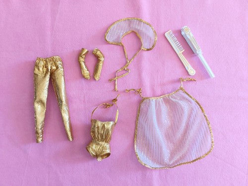 Barbie vintage superstar