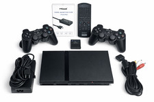 Sony PlayStation 2 Slim + 2