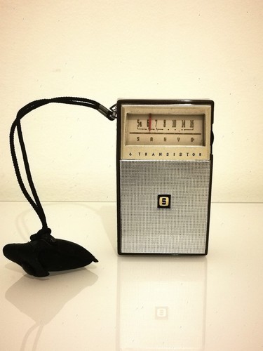 Radio portatile vintage - , a