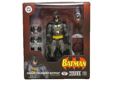Medicom MAFEX n.270 Cavaliere Crociato Batman Black Ver Giocattolo Esposizione 2025