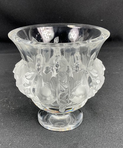 Gorgeous signed lalique - signed,