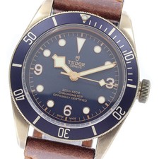 TUDOR Heritage Black Bay