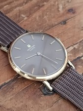 Universal Genève - Vintage -