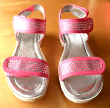 Sandalo da bambina -  Lelli Kelly Spa, Camilla AZ 32- Eu 36.      NIRIMA