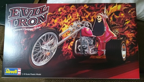 Revell 17325 evil - 17325, iron