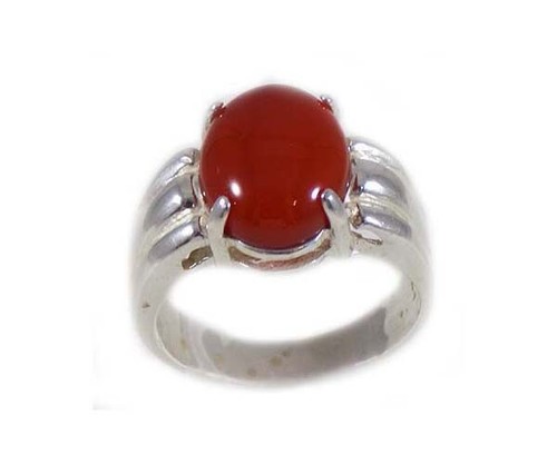 Antico anello corniola